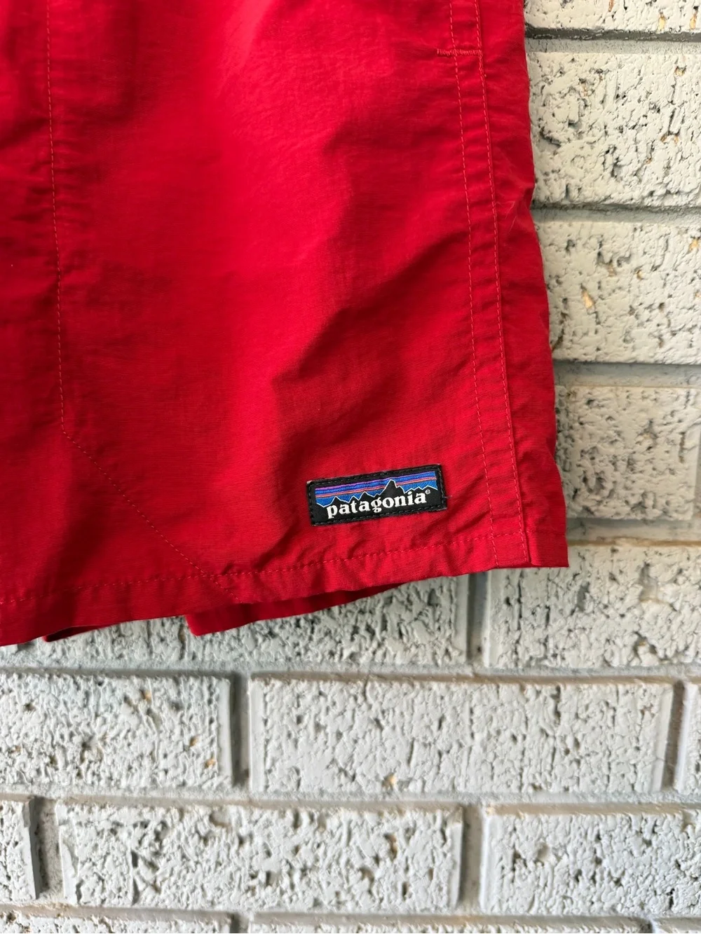 Patagonia Baggies 5” Shorts Red Men’s Size Small